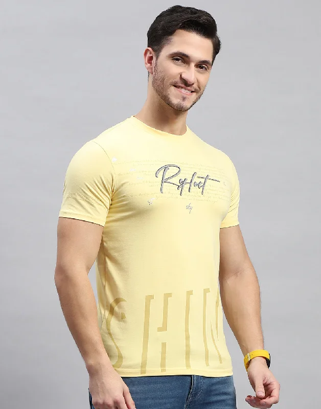 Men Yellow Printed Round Neck Half Sleeve T-Shirt